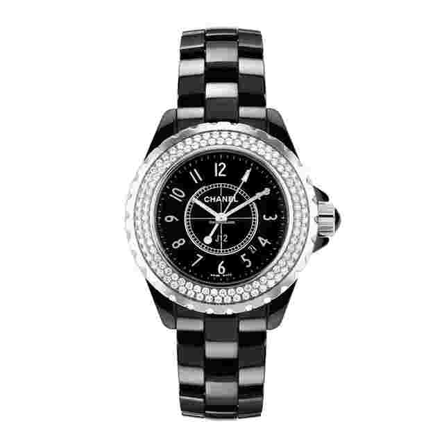 Chanel J12
                           
                                 H0949 Black Ceramic Diamond Bezel Black Dial 33 mm
