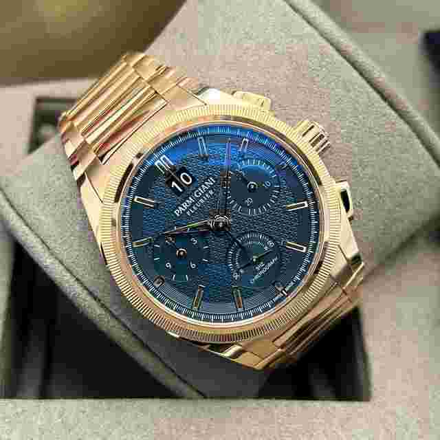 Parmigiani Fleurier Tonda
                           
                                 Tondagraph Gt 42mm Limited Edition 25 Worldwide Pz Double Strap