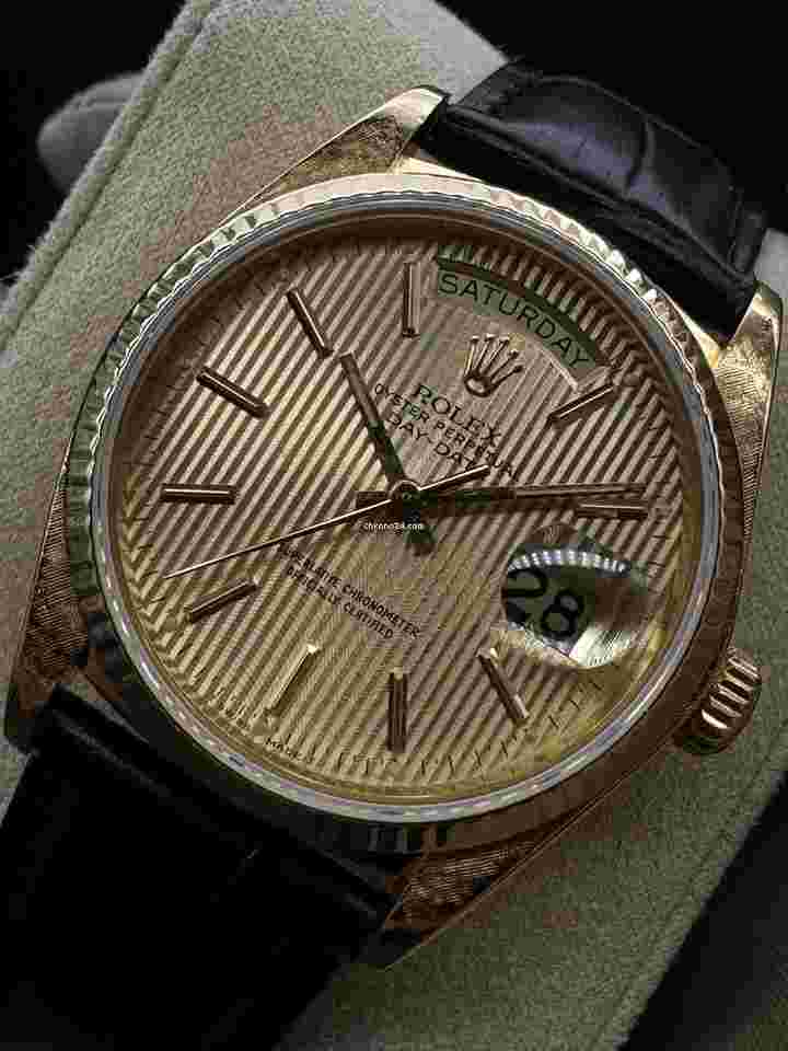Rolex Day-Date 36
                           
                                 Floretine Finish