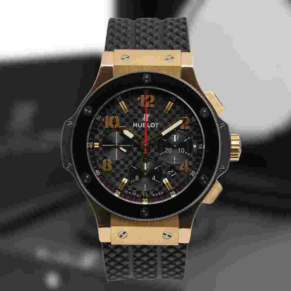 Hublot Big Bang 44 mm
FULL SET - Big Bang 44 mm 301.PB.131.RX Rose Gold