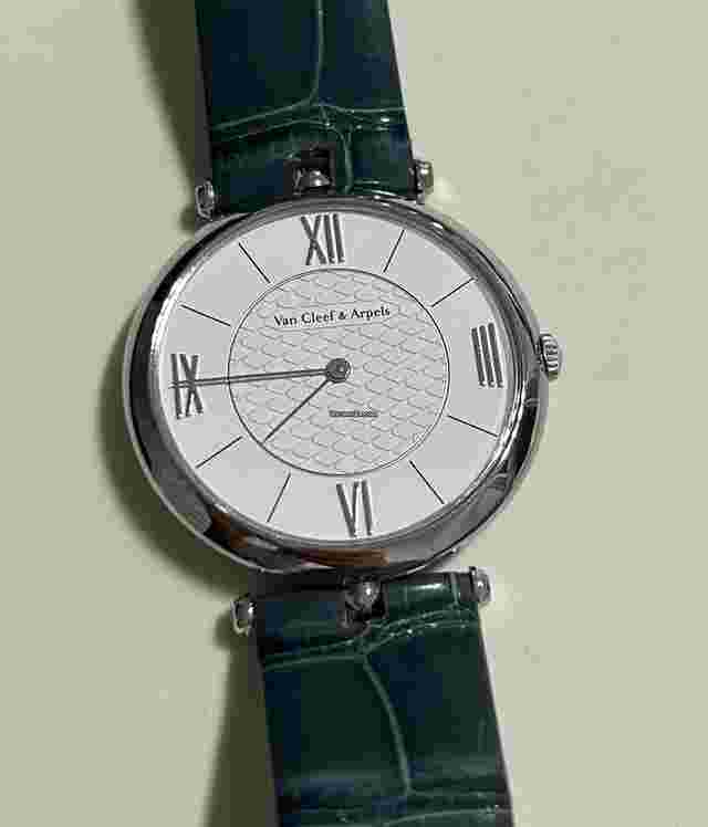 Van Cleef & Arpels Pierre Arpels
                           
                                 38mm