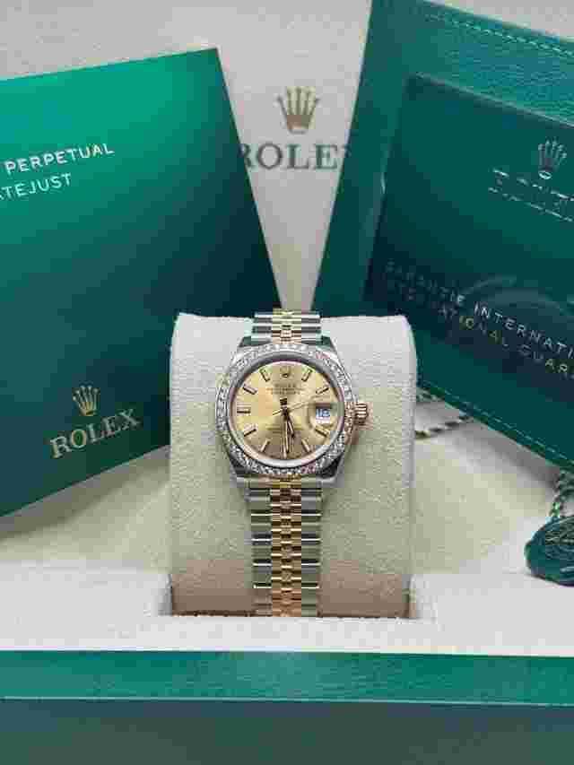 Rolex Lady-Datejust
                           
                                 NEW 2023 Champagne Index Dial Diamond Bezel Two Tone Yellow Gold Jubilee