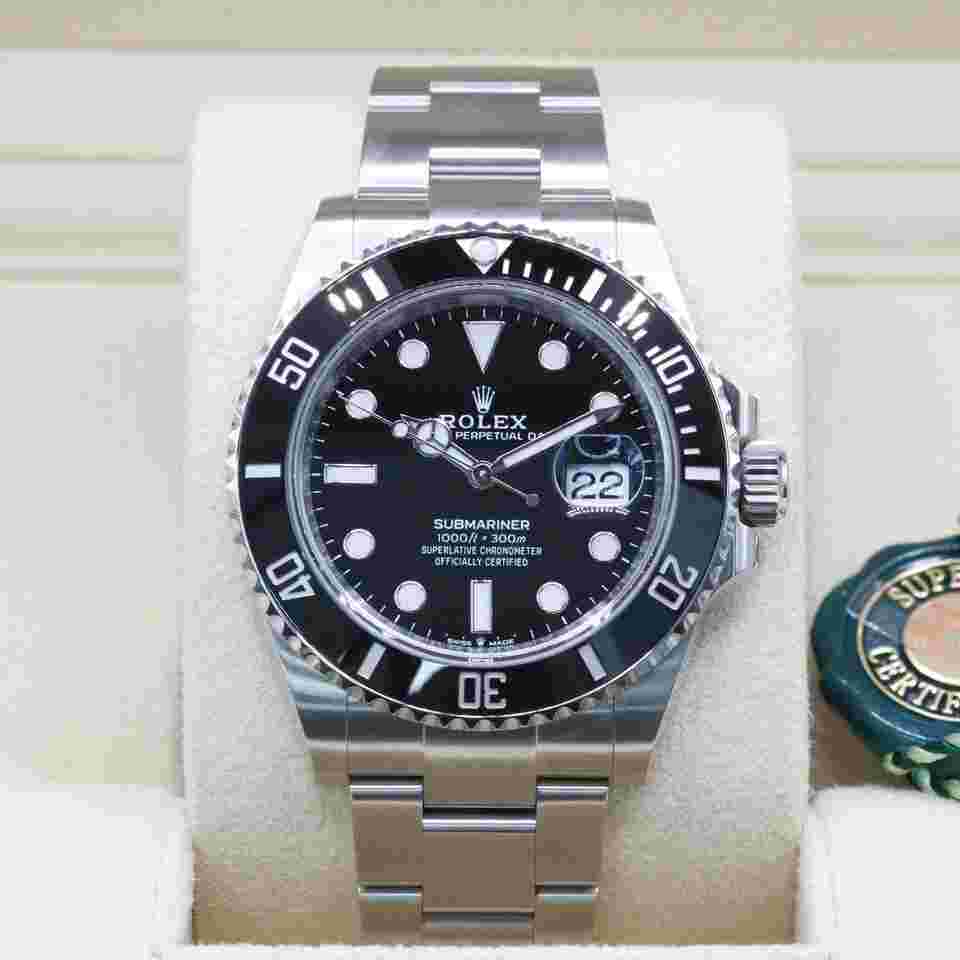 Rolex Submariner Date
                           
                                 126610LN 2023
