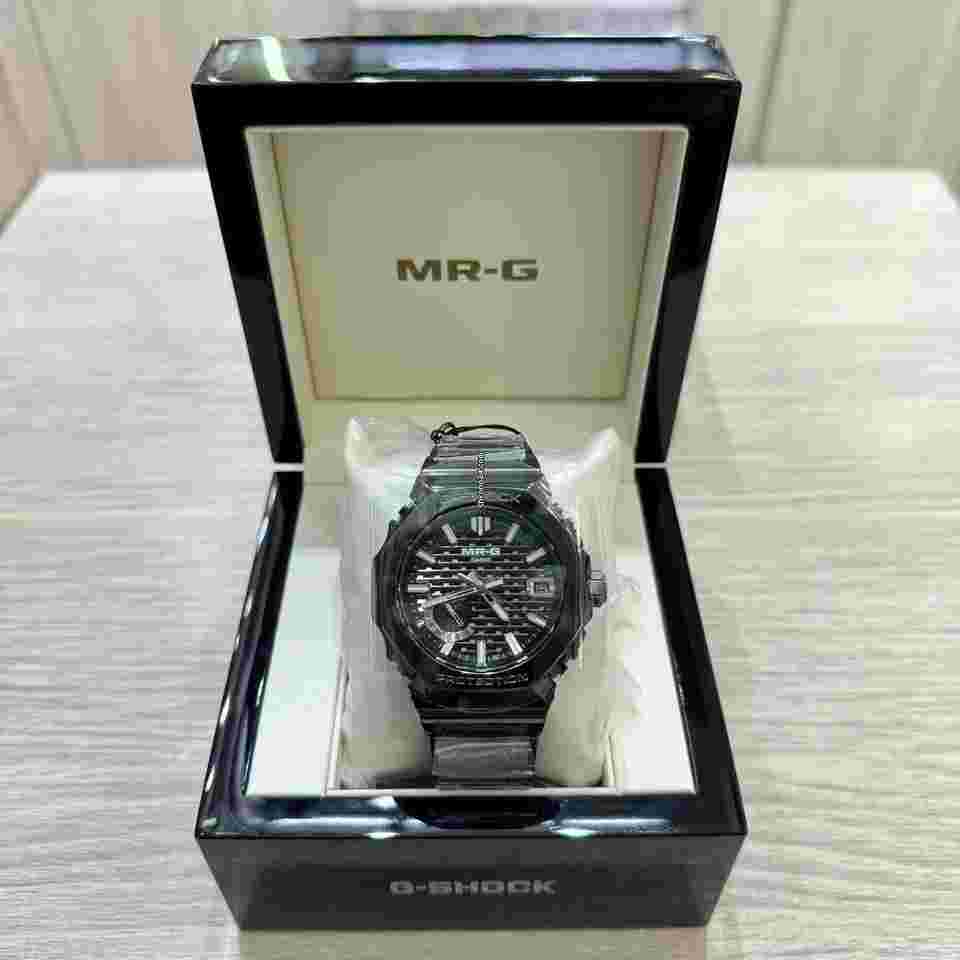 Casio G-Shock
FINAL SALE G Shock 2024 Premium MRG 2100 Casioak titanium Ti64 Bezel MRG-B2100B-1A