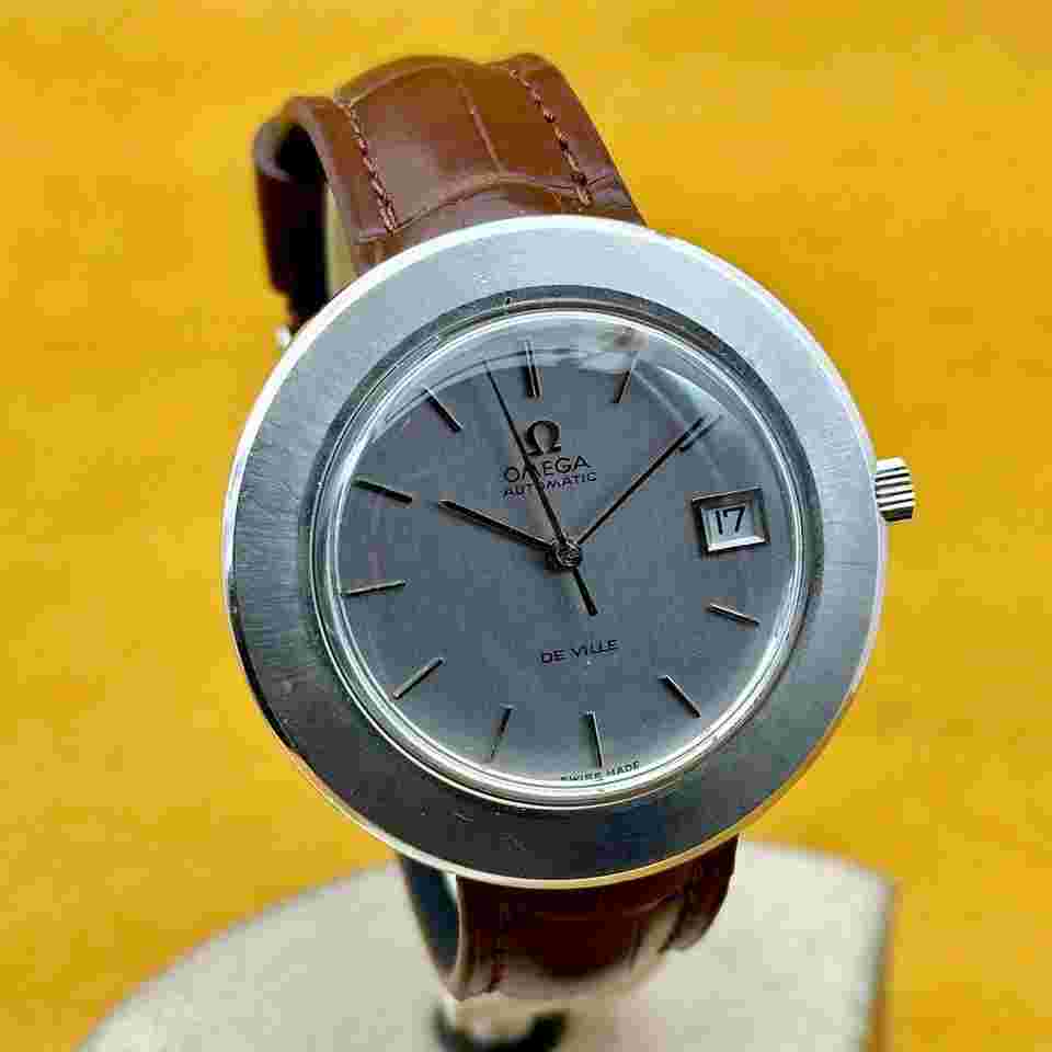 Omega Seamaster DeVille
De Ville Disco Volante Automatic Jumbo 40mm Vintage