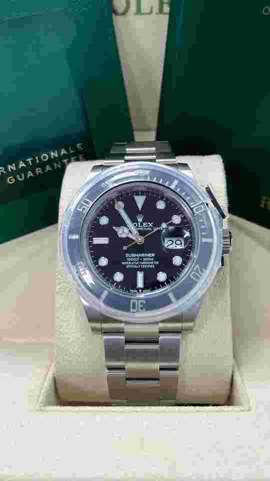 Rolex Submariner Date
                           
                                 126610LN Black Dial 2022