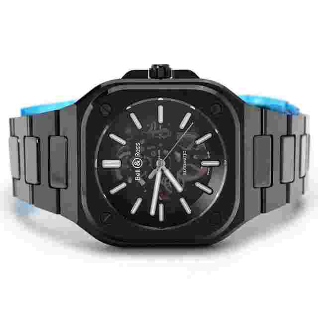 Bell & Ross BR 05
                           
                                 Skeleton Black