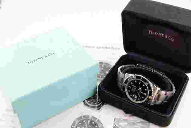 Rolex Submariner Date
                           
                                 168000 Automatic 1988 Steel Very good