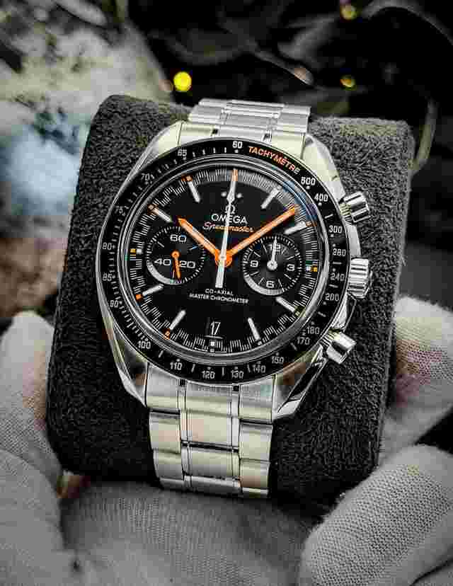 Omega Speedmaster Racing
                           
                                 Two-Counters Black – 329.30.44.51.01.002 – Box & Papers