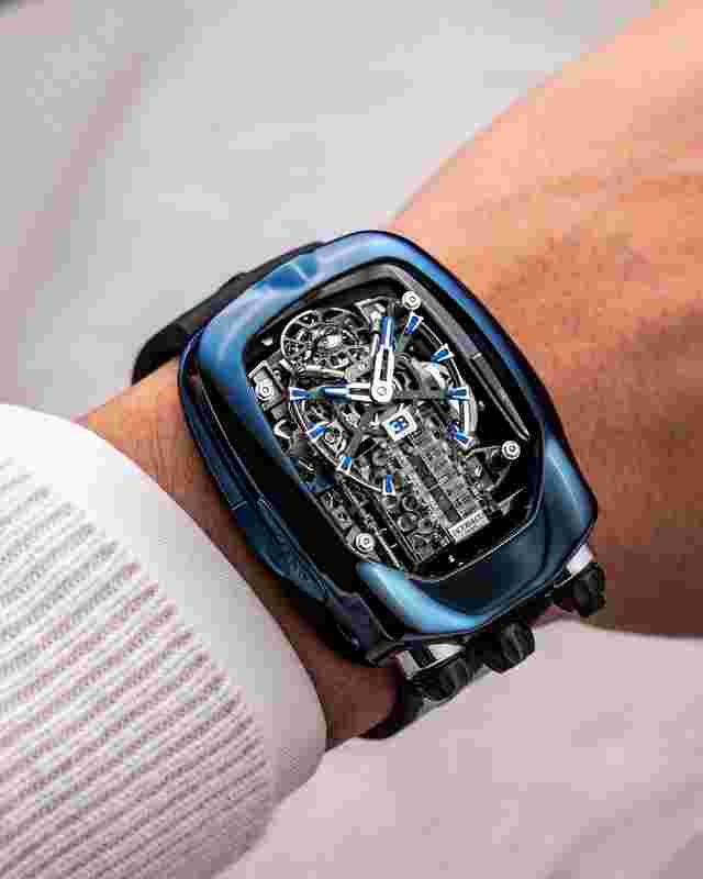 Jacob & Co.
                           
                                 Bugatti Chiron Tourbillon [NEW 2024] - Blue Titanium - BU200.20.AK.AB.B