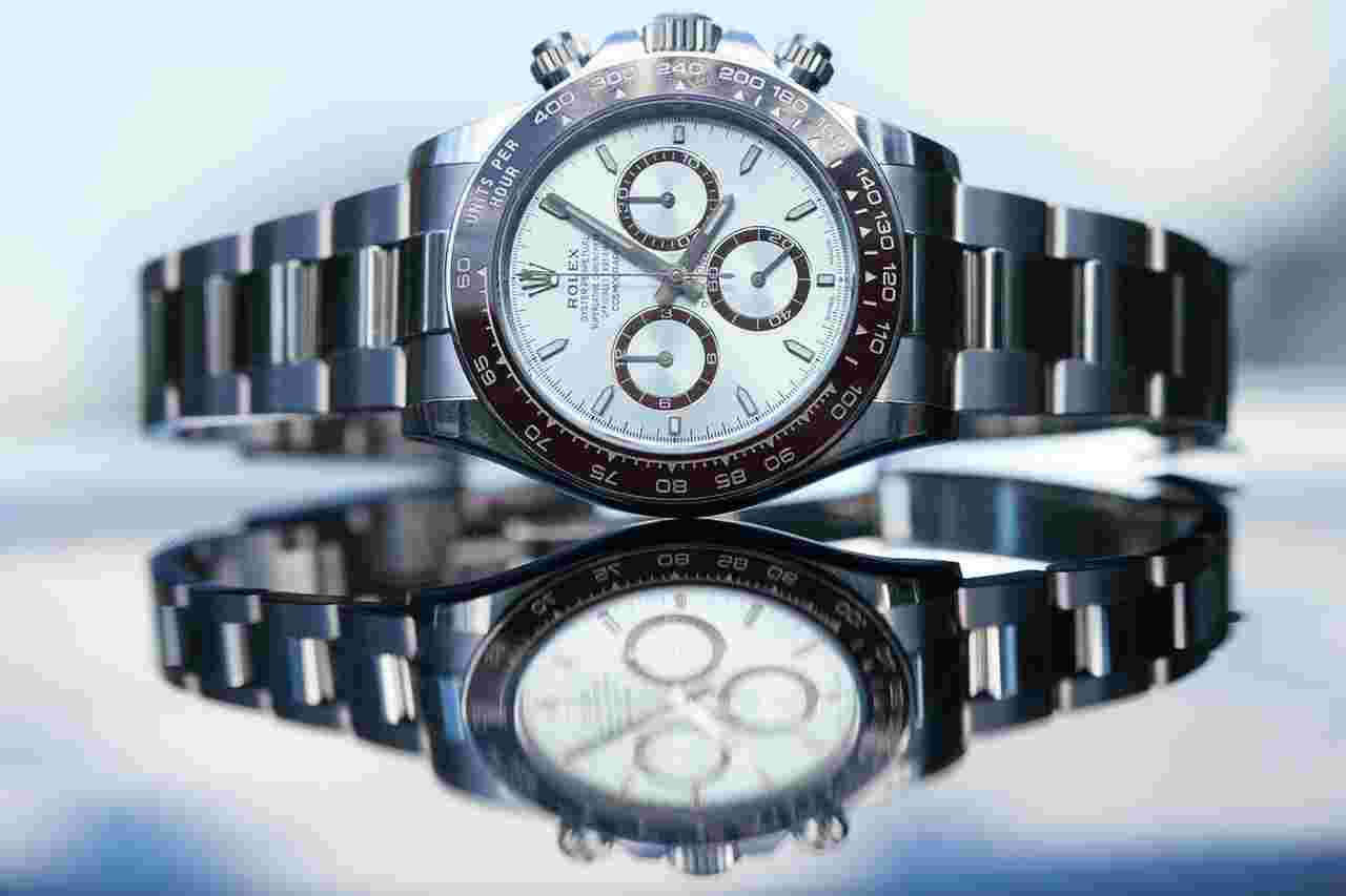 Rolex Daytona
Unworn 2023 Platinum Daytona 126506