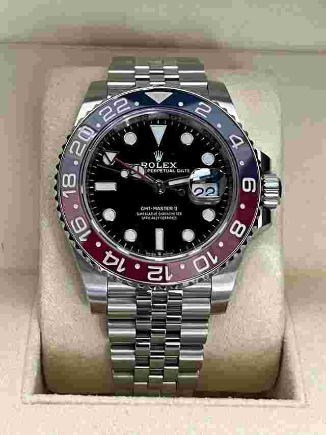 Rolex GMT-Master II
                           
                                 Pepsi GMT Jubilee Bracelet 2021 Mint 126710BLRO