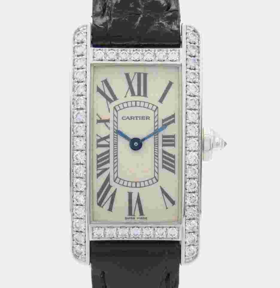 Cartier Tank Américaine
American 18K Gold Diamond Watch