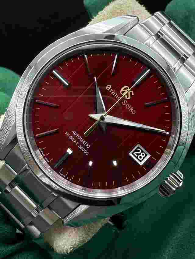 Grand Seiko Heritage Collection
                           
                                 Hi-Beat