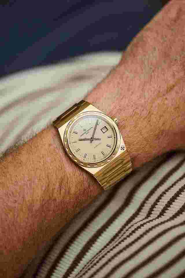 Vacheron Constantin Historiques
                           
                                 222 | 4200H/222J-B935 | Yellow Gold