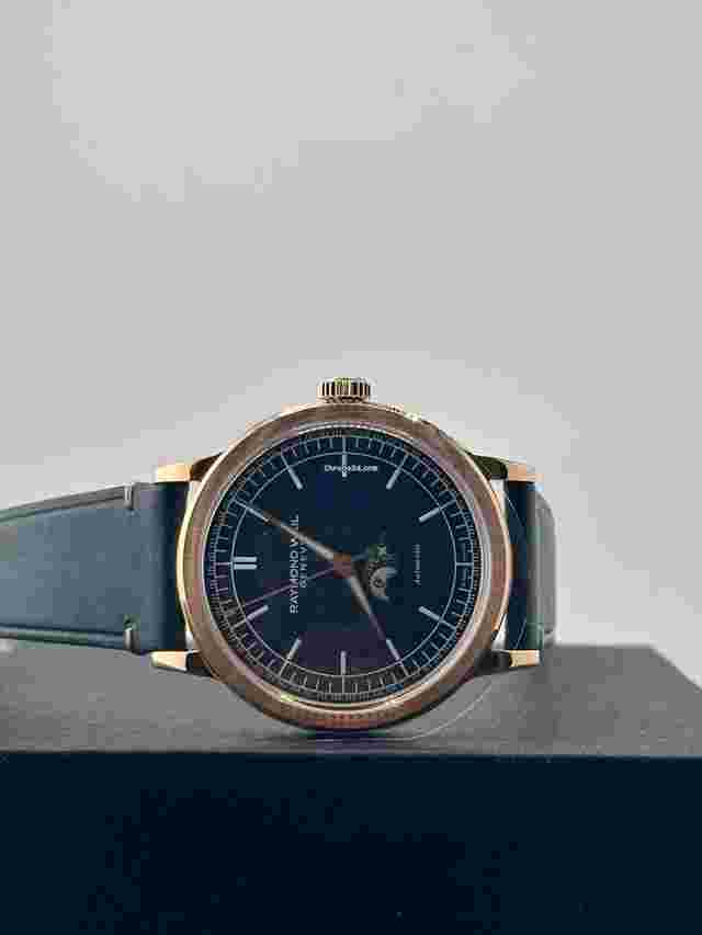 Raymond Weil
                           
                                 Millesime Moon Phase 39.5