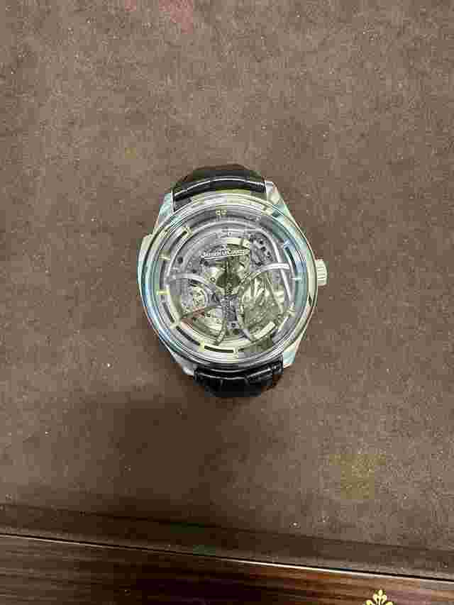 Jaeger-LeCoultre Master Grande Tradition
                           
                                 Q501T450