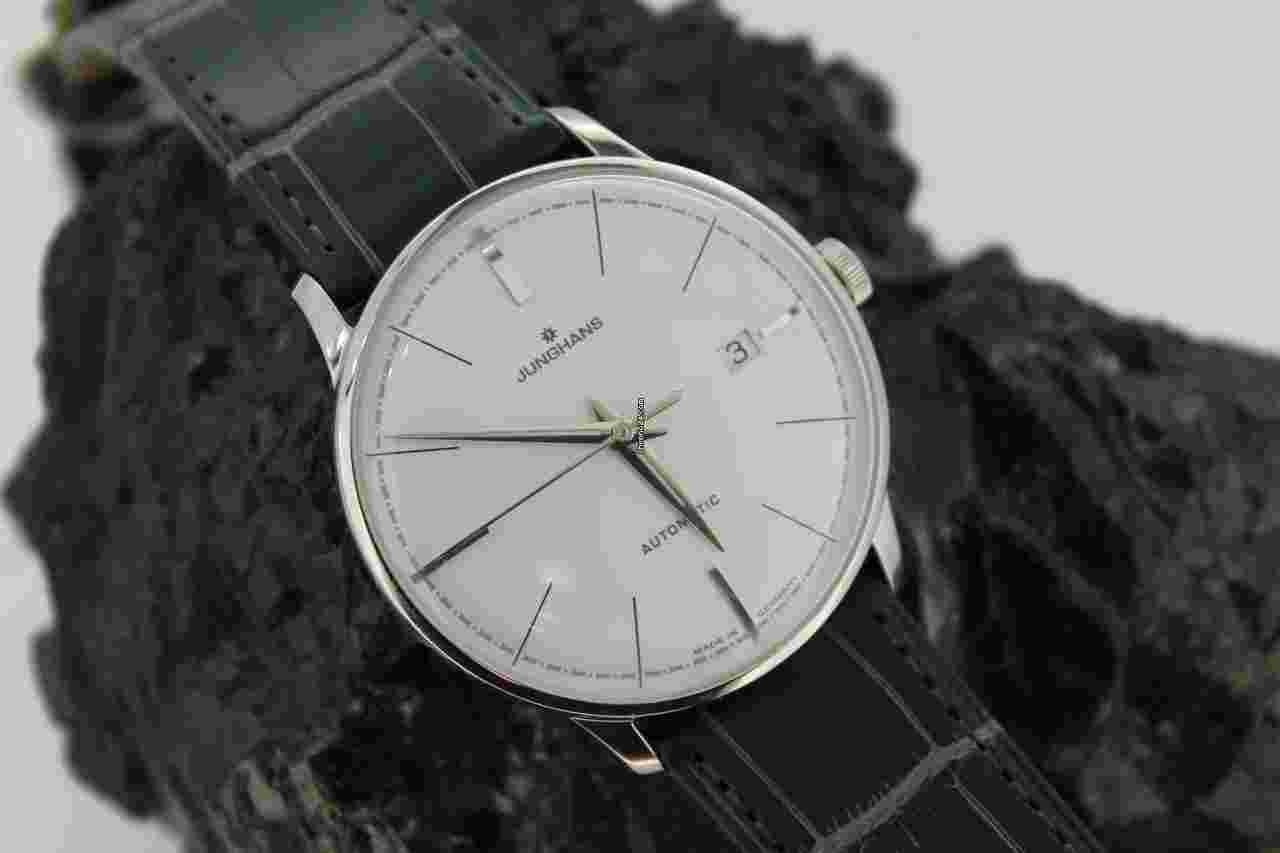 Junghans Meister Classic
                           
                                 Terrassenbau