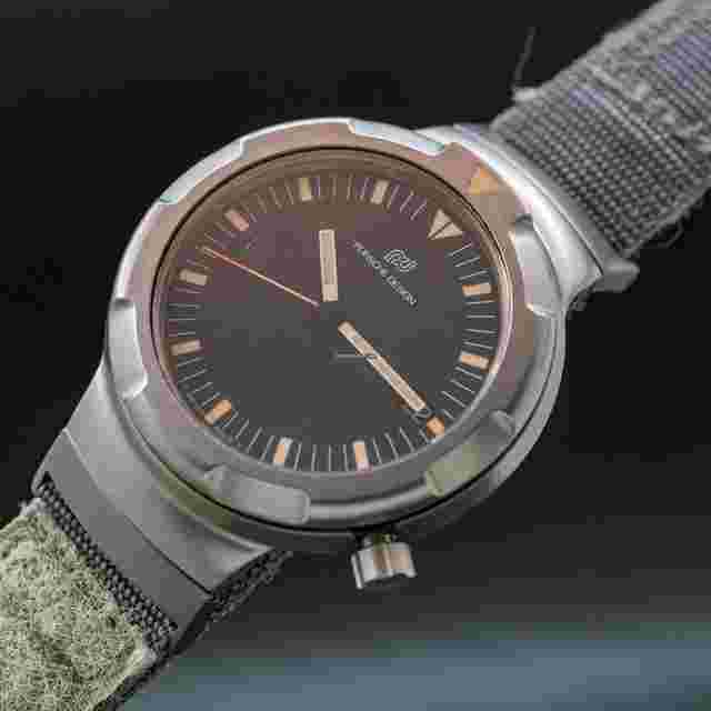 Porsche Design
                           
                                 Early Ocean 2000 ref.3500 by IWC with velcro strap