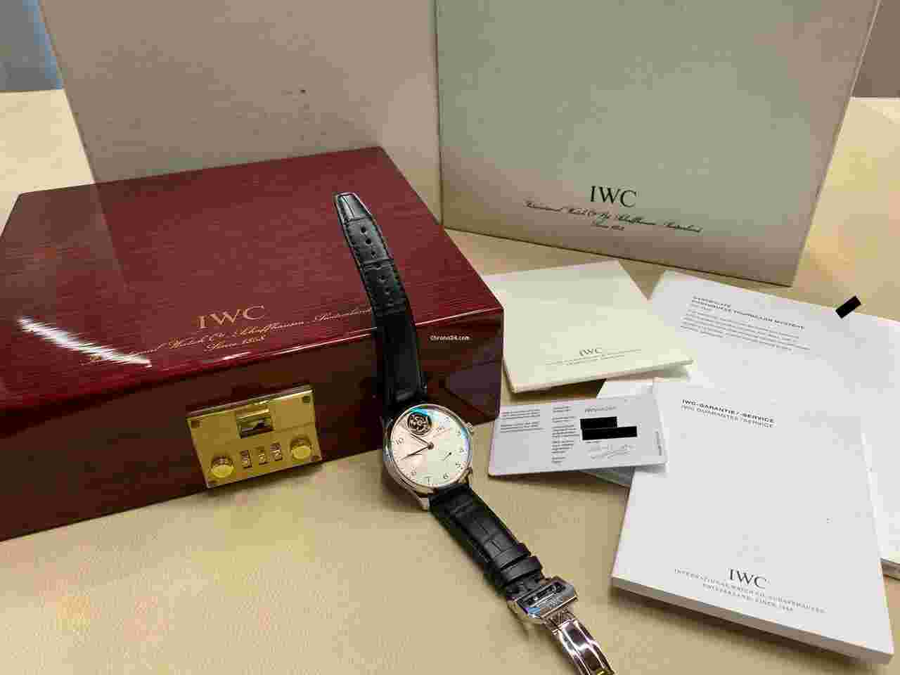 IWC Portuguese Tourbillon
                           
                                 Mystère Limited Portuguese Box & Papers 2004's service just being done