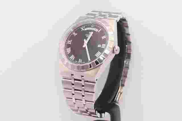 Tudor Royal
                           
                                 Automatic Black Dial 41 FULLSET NEW
