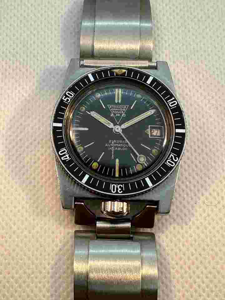 ZRC Etache Grand Fonds vintage type 3 Vintage staal en leren band ! 1960's