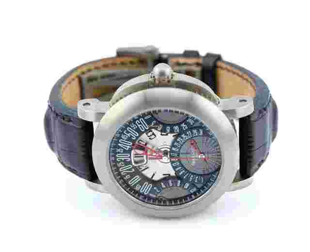 Gérald Genta
                           
                                 Arena Chrono Quattro Retro Titanium 45mm