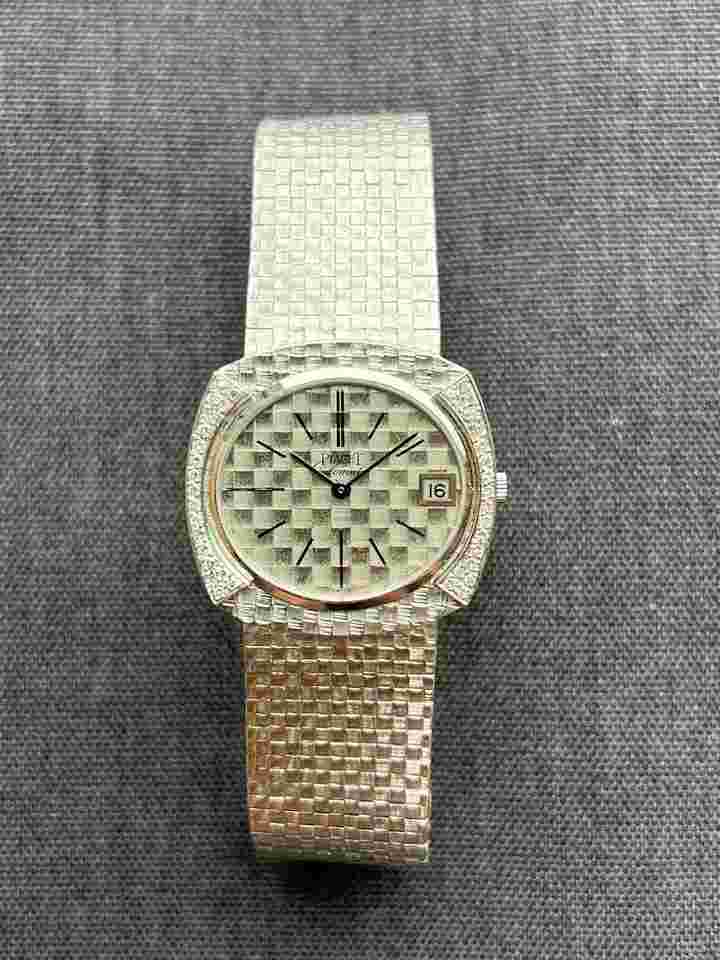 Piaget
                           
                                 Vintage Automatic Date only White Gold Rare