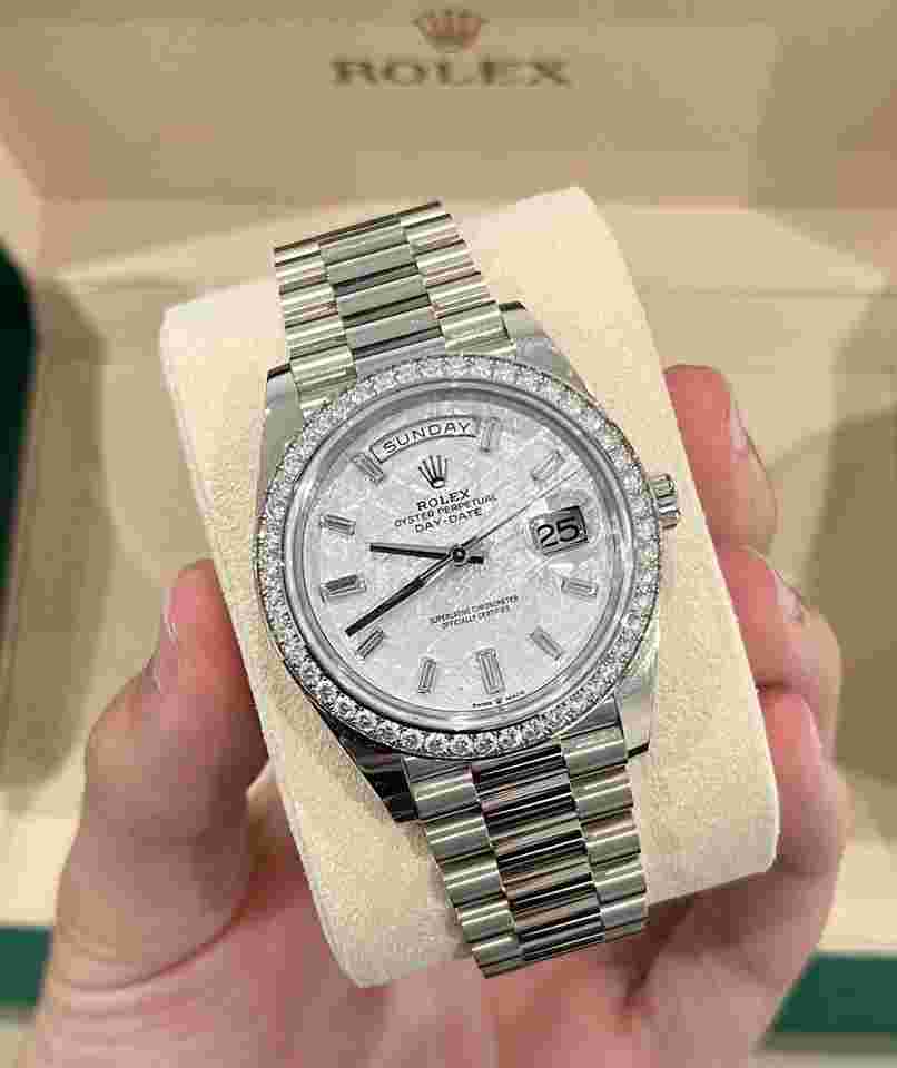 Rolex Day-Date 40
40mm President Meteorite Baguette 18kt White Gold Diamond Novelty 228349RBR