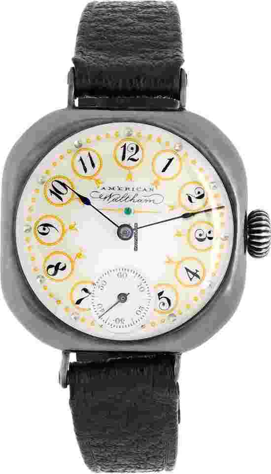 Waltham
Vintage Sterling Silver 32mm watch
