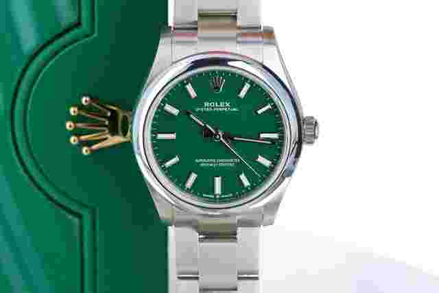 Rolex Oyster Perpetual 31
                           
                                 Green Rare Novelty Model Superalloy 904L 31mm Stainless Steel 277200
