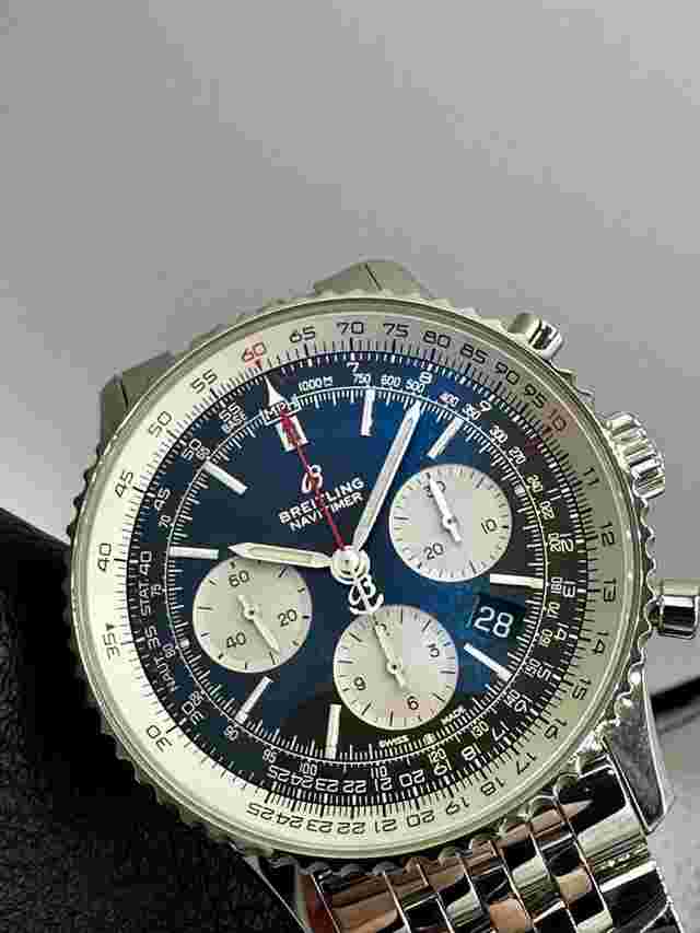 Breitling Navitimer 1 B01 Chronograph
                           
                                 AB0121 43mm Swiss Automatic Black Dial