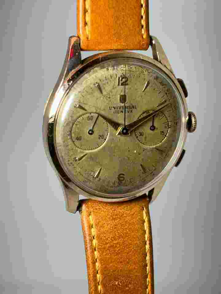 Universal Genève
Uni-compax pink gold 18k