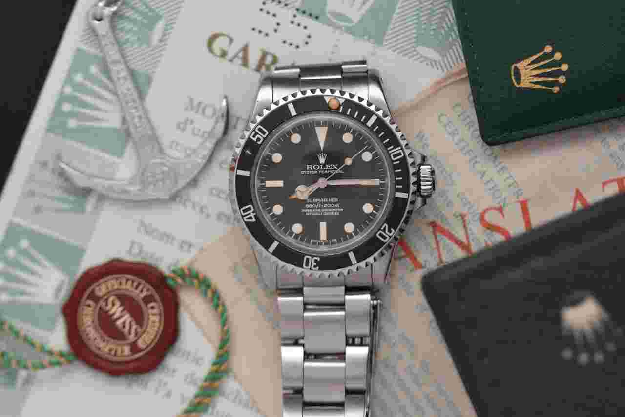 Rolex Submariner (No Date)
                           
                                 5512 Maxi Dial full set