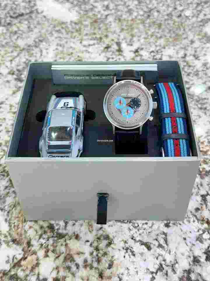 Porsche Design
                           
                                 Martini Racing Chronograph 911 Carrera RSR