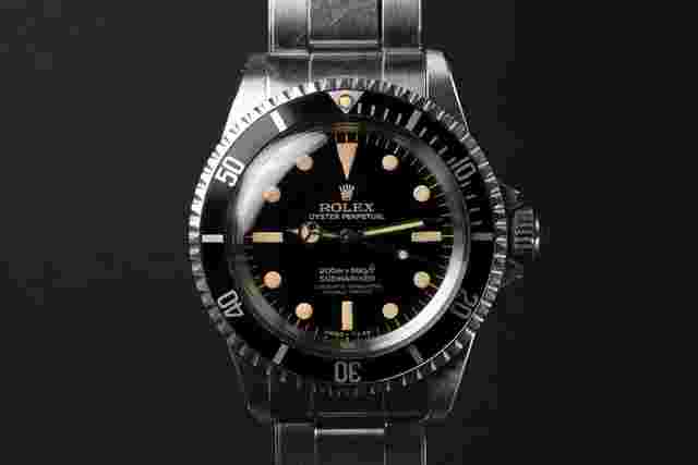 Rolex Submariner (No Date)
                           
                                 Gilt 'Bart Simpson' dial Ref. 5512 from 1966