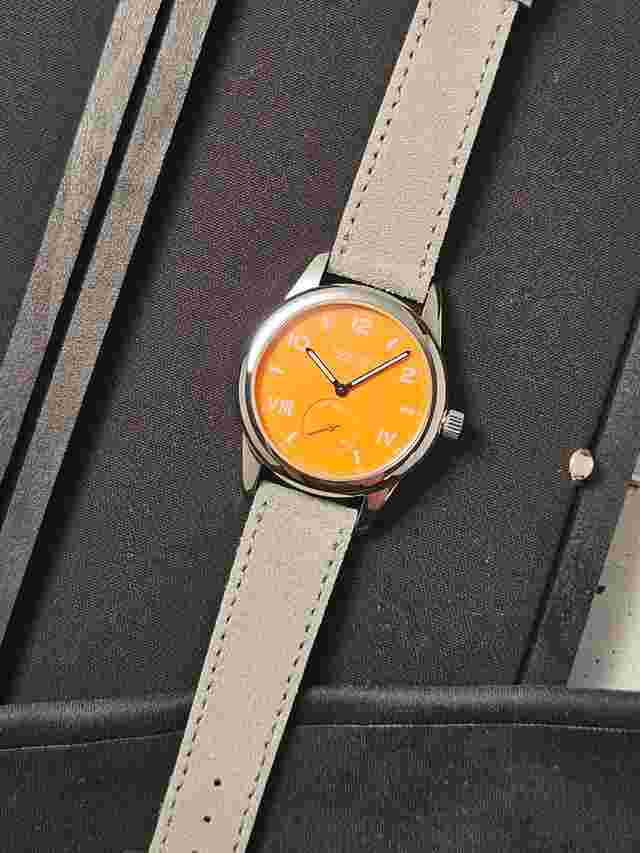 NOMOS Club Campus
                           
                                 Future Orange | 2022 Fullset | like new