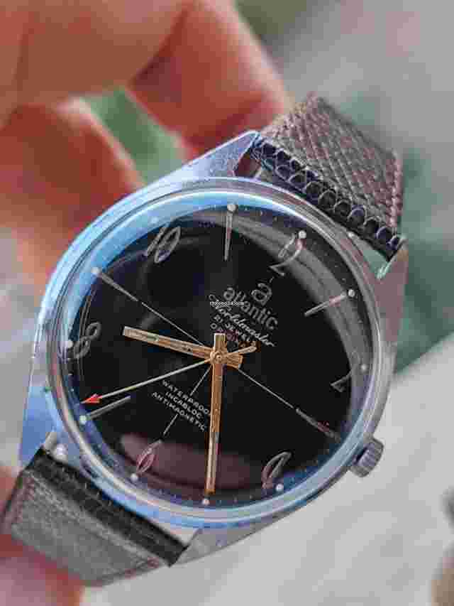 Atlantic
                           
                                 Worldmaster Black Dial 1970s - Vintage . Rare