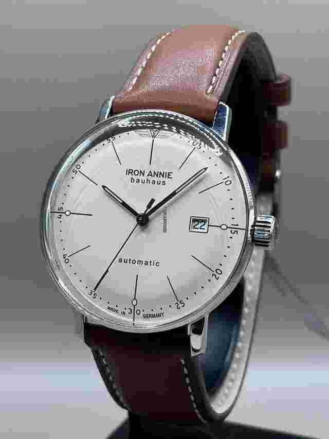 Iron Annie
                           
                                 Bauhaus Automatic