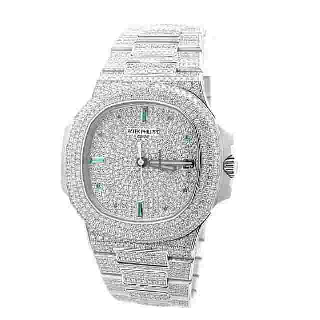 Patek Philippe Nautilus
                           
                                 Rare Factory Emerald Dial