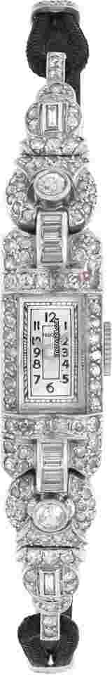 Vulcain
                           
                                 Cocktail Platinum 10mm watch