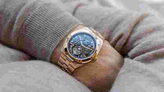 Vacheron Constantin Overseas
                           
                                 4300V Overseas Ultra-Thin Perpetual Calendar Skeleton Pink Gold