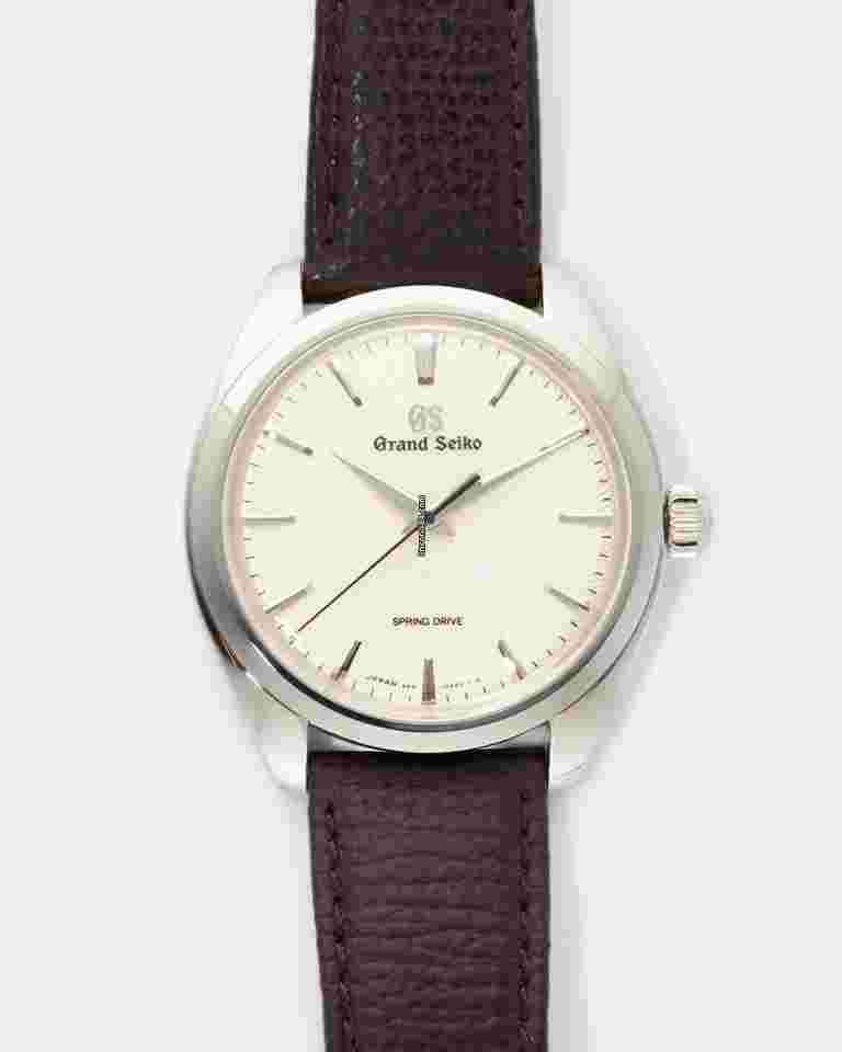 Grand Seiko
                           
                                 Spring Drive Bond Street Boutique Karesansui SBGY029G 2023 Box and Papers
