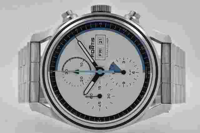 Fortis
                           
                                 Stratoliner S-41 White Dial F2340006 Chronograph
