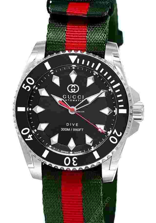 Gucci Dive
                           
                                 Ref. YA136364