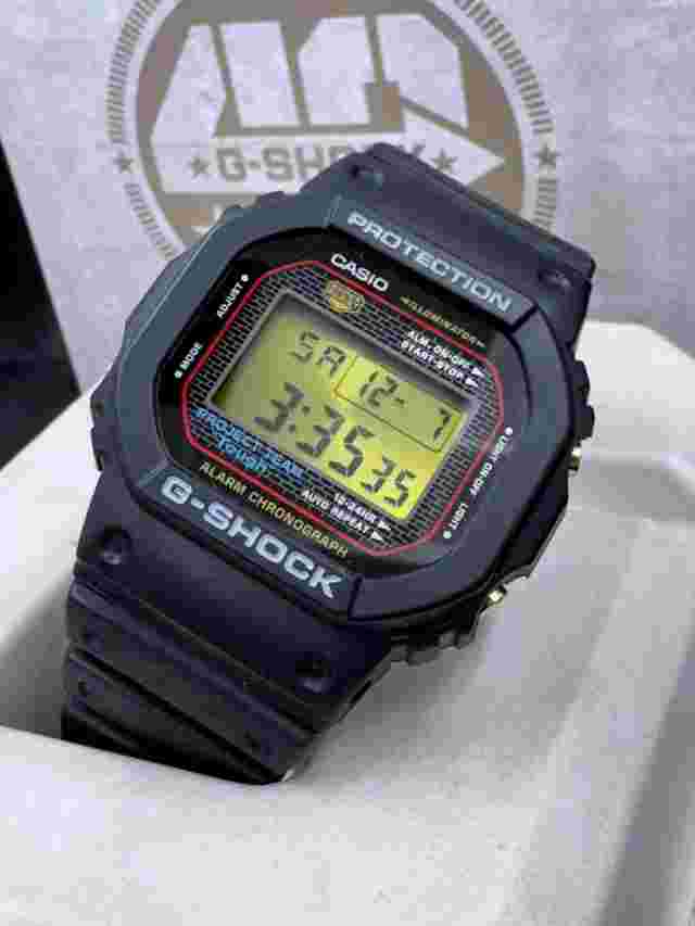 Casio G-Shock
                           
                                 40th Anniversary RECRYSTALLIZED Limited DW5040PG-1