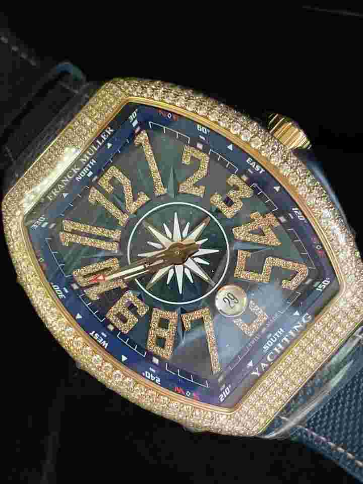 Franck Muller Vanguard
V45 SC DT D NBR CD YACHTING