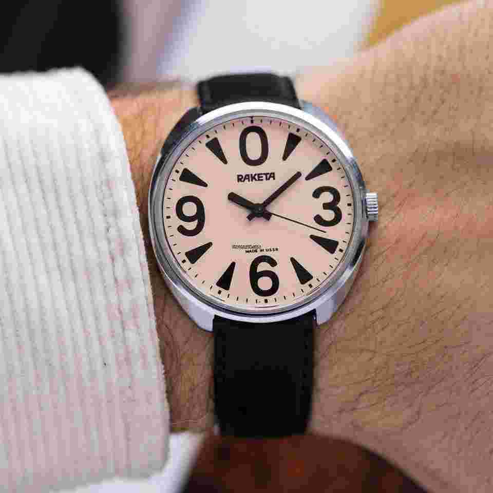 Raketa
                           
                                 Soviet Men's Watch "Raketa Big Zero" Salmon Dial Cal.2609 USSR watch