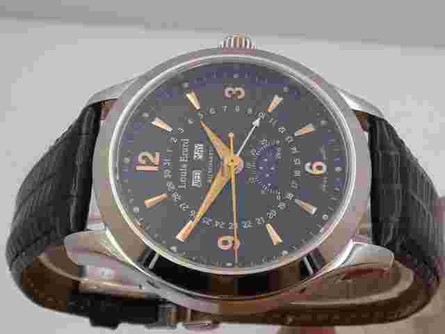 Louis Erard 1931
                           
                                 Triple Date MoonPhases 40mm Automatic Steel YEARS '2000s Ref. 43203
