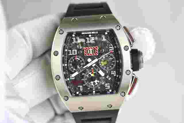 Richard Mille RM 011
                           
                                 2009 Richard Mille Rm 011 Felipe Massa White Gold Titanium with Box & Papers